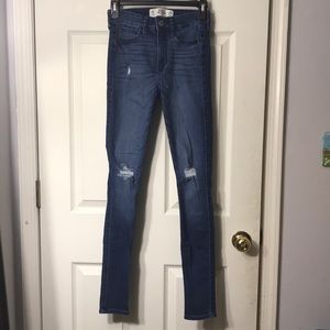Hollister Super Skinny Jeans